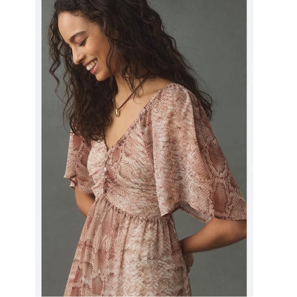 BY ANTHROPOLOGIE SHORT-SLEEVE TIERED MIDI DRESS - Picture 3 of 8